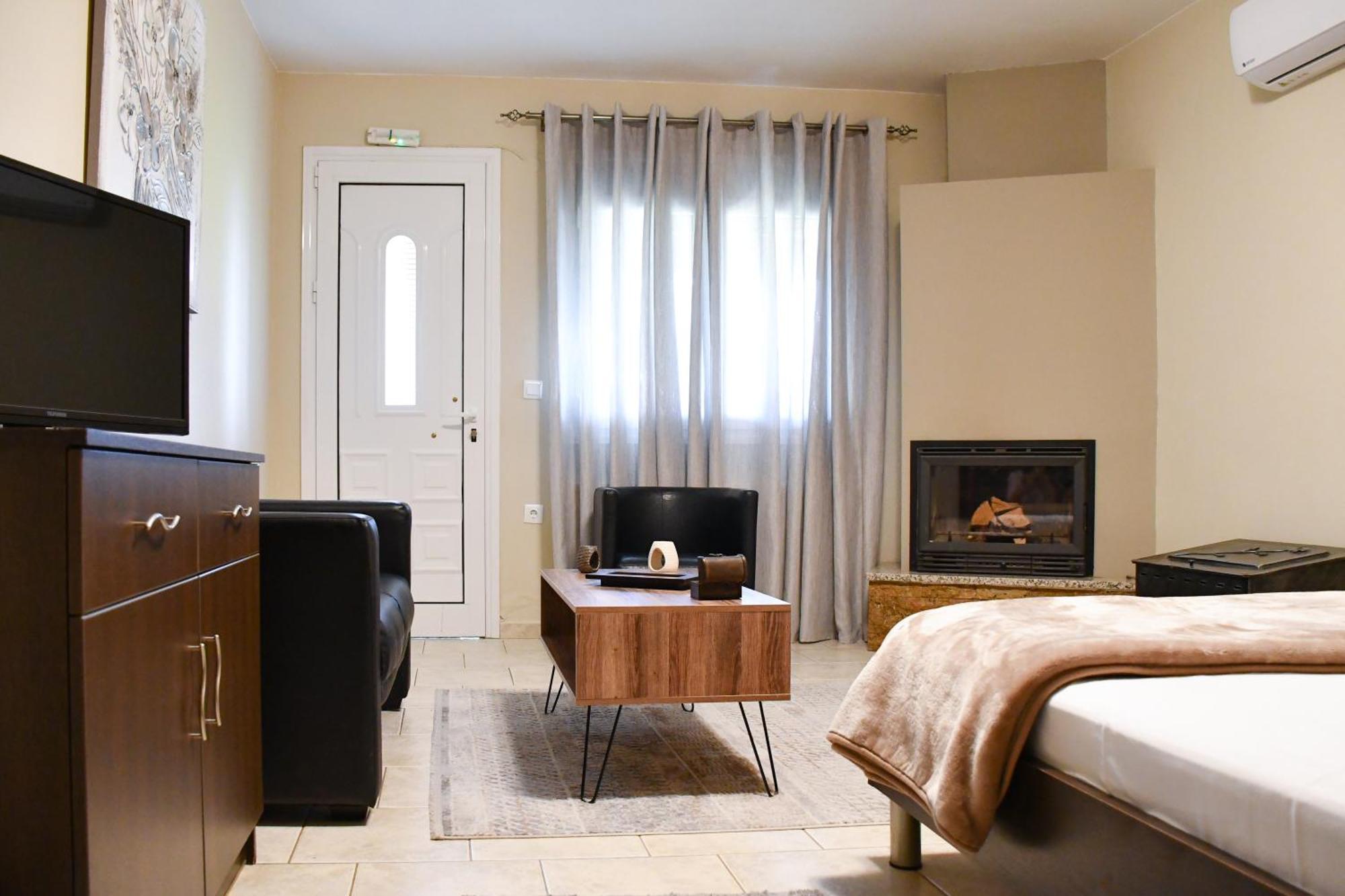 Toula Rooms Ángistron Extérieur photo