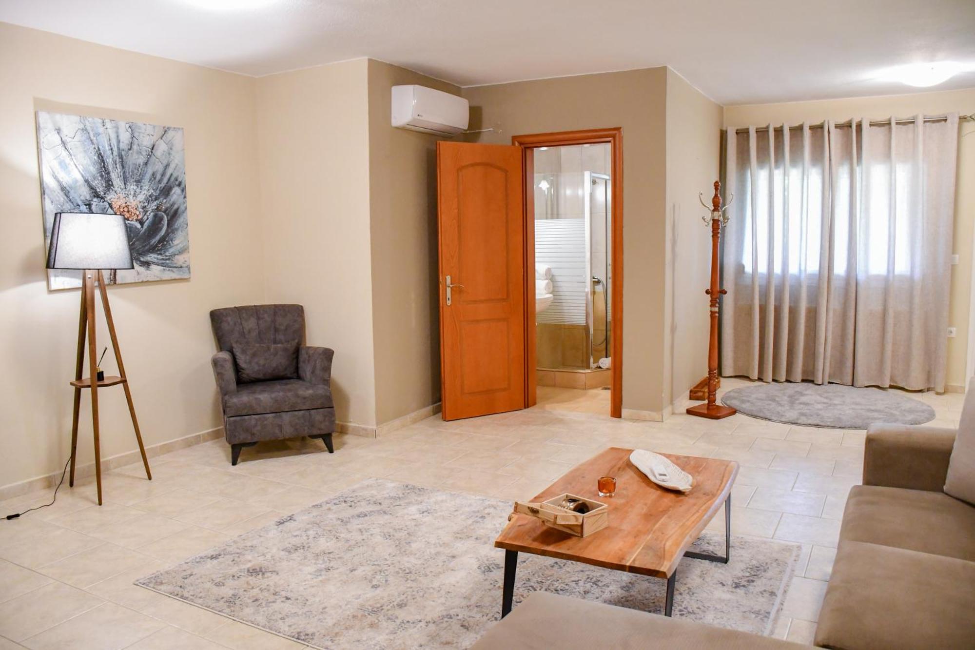 Toula Rooms Ángistron Extérieur photo