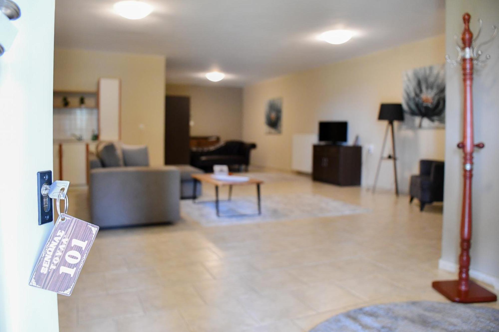 Toula Rooms Ángistron Extérieur photo